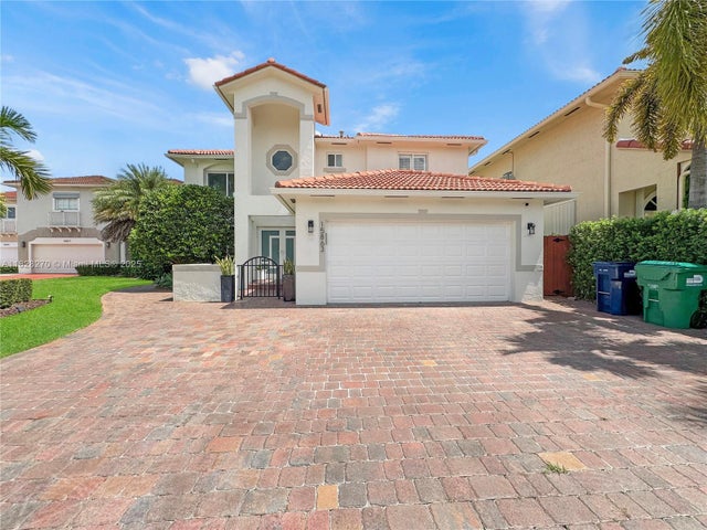 15863 Sw 55th Ter, Miami