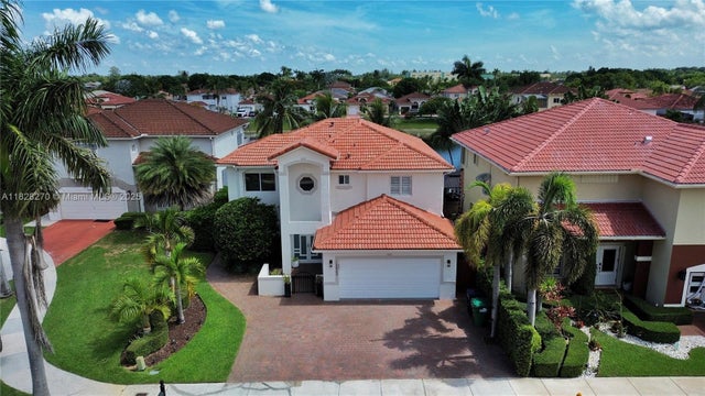 2 of 34 - 15863 Sw 55th Ter, Miami, FL