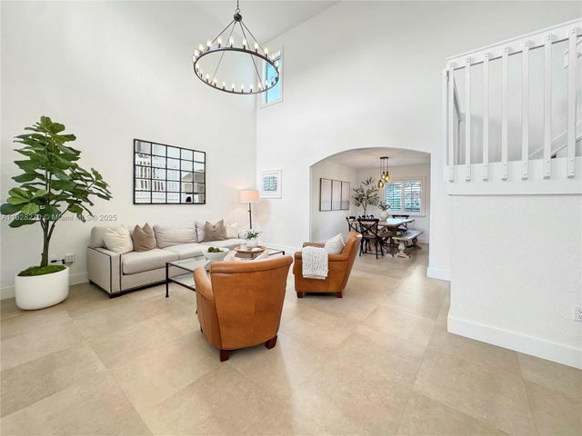 4 of 34 - 15863 Sw 55th Ter, Miami, FL