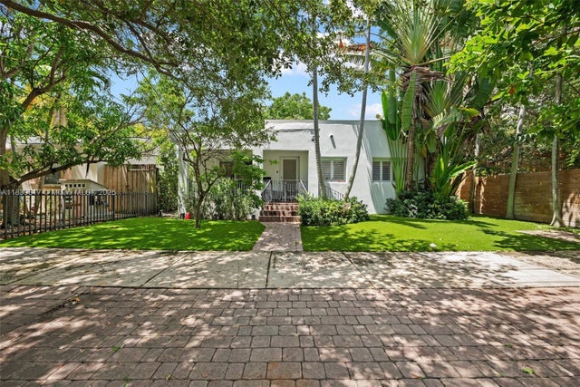 3 of 10 - 2511 Tequesta Ln, Coconut Grove, FL