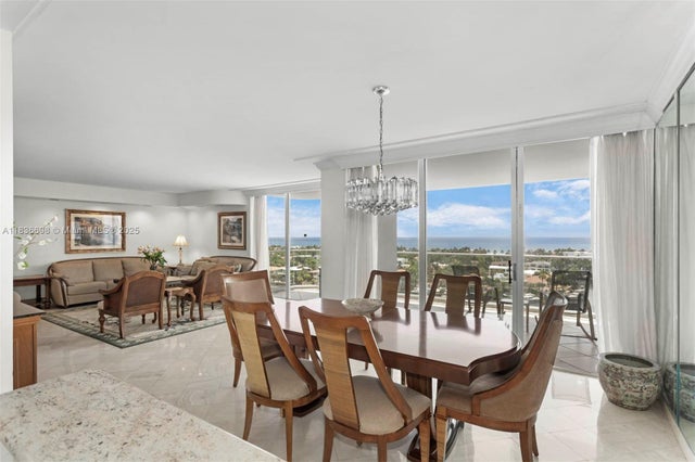 5 of 29 - 19707 Turnberry Way 15-e, Aventura, FL