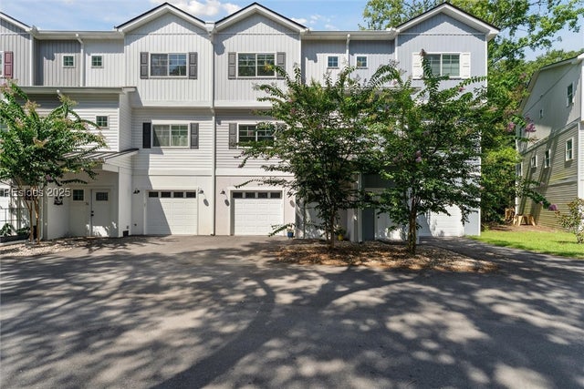 Photo of Listing #454894