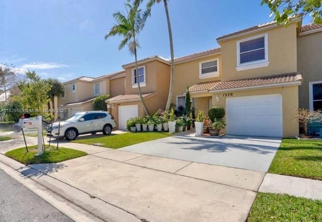 1 of 20 - 1370 Nw 154th Ave, Pembroke Pines, FL
