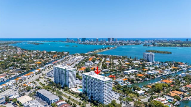 3 of 41 - 2100 W Sans Souci Blvd E1, North Miami, FL