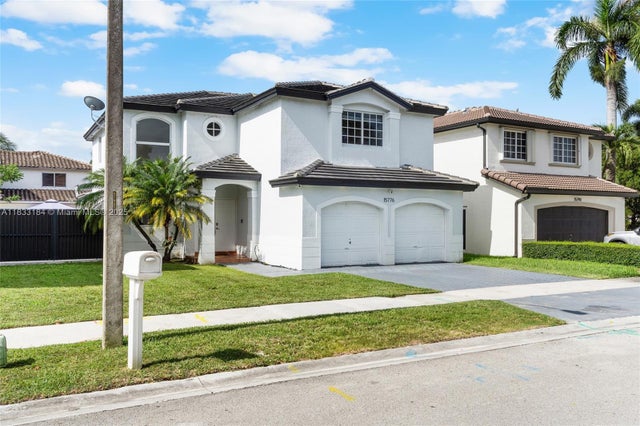 2 of 50 - 15776 Sw 92nd Ter, Miami, FL