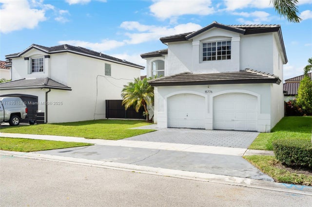 3 of 50 - 15776 Sw 92nd Ter, Miami, FL