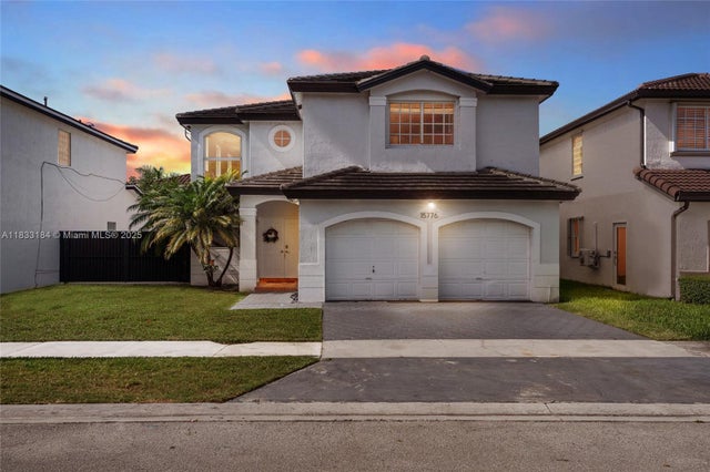 4 of 50 - 15776 Sw 92nd Ter, Miami, FL