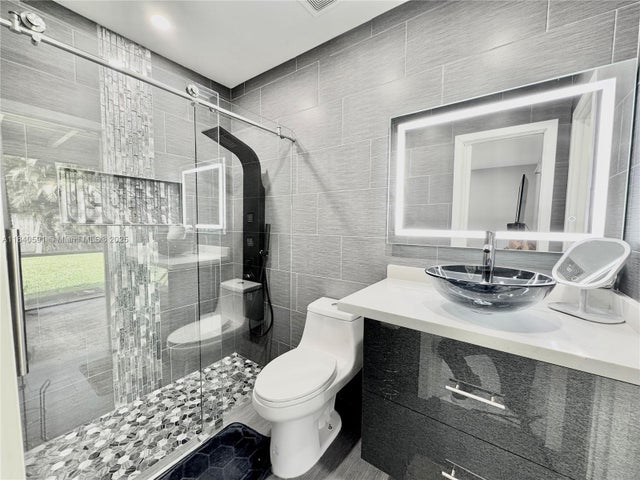 5 of 30 - 161 Nw 46th Ter, Plantation, FL