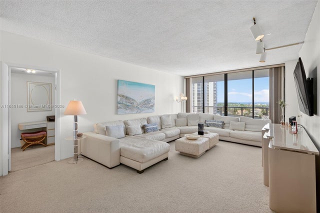 5 of 77 - 20281 E Country Club Dr 704, Aventura, FL