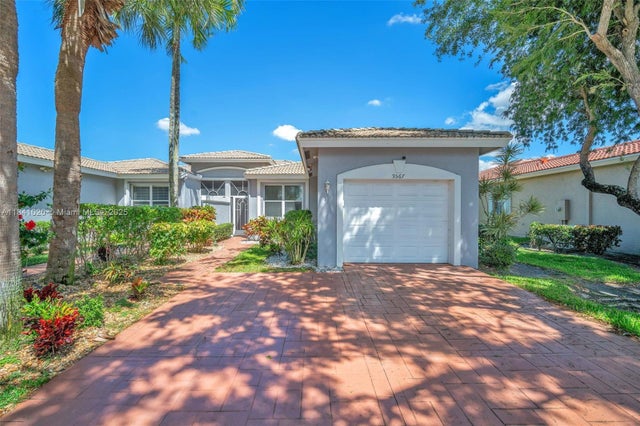 1 of 32 - 9567 N Crescent View Dr N, Boynton Beach, FL