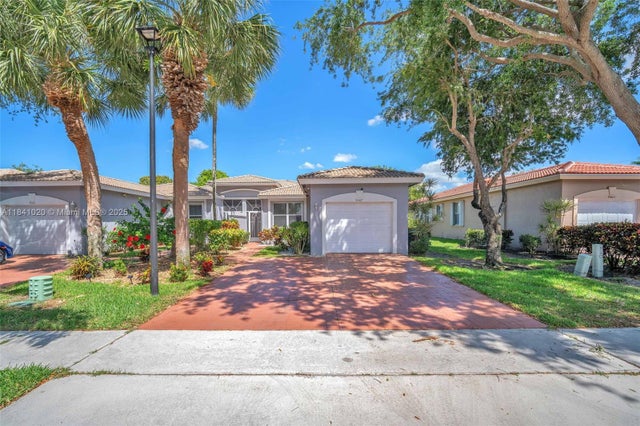 5 of 32 - 9567 N Crescent View Dr N, Boynton Beach, FL