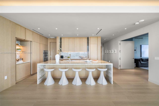 3 of 84 - 501 West Ave Ph4701, Miami Beach, FL