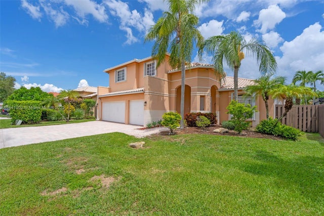 3 of 53 - 11331 Nw 64th Ter, Doral, FL