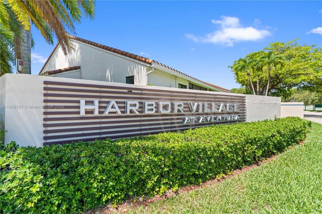 1 of 41 - 21200 Harbor Way 118-11, Aventura, FL