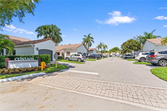 4 of 41 - 21200 Harbor Way 118-11, Aventura, FL
