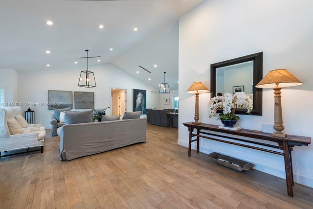 3 of 33 - 15503 Sw 74th Pl, Palmetto Bay, FL