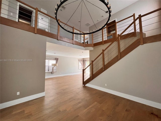 3 of 11 - 16002 Sw 136th Way, Miami, FL
