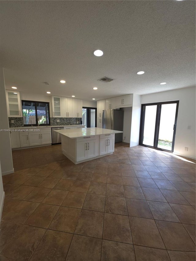 4 of 76 - 2159 Baton Rouge, Weston, FL