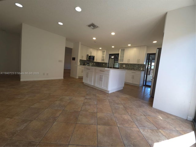 5 of 76 - 2159 Baton Rouge, Weston, FL