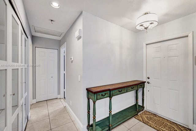 5 of 40 - 2702 Arborwood Rd, Davie, FL