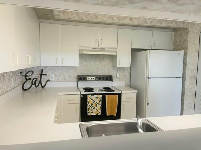 4 of 39 - 901 Sw 138th Ave 411c, Pembroke Pines, FL