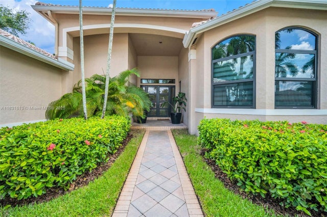 2 of 61 - 2583 Mayfair Ln, Weston, FL