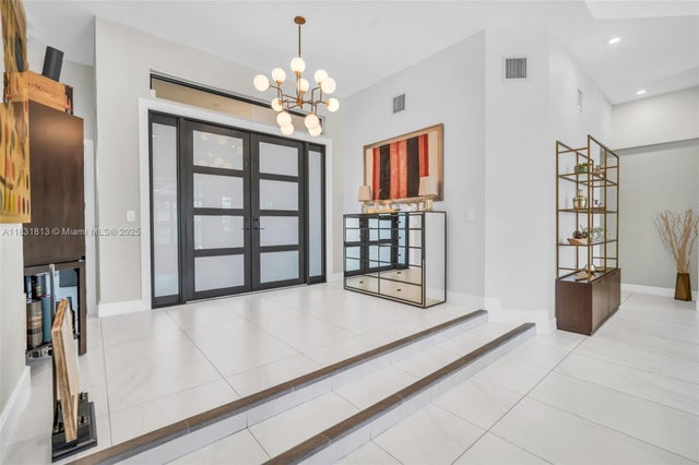 3 of 61 - 2583 Mayfair Ln, Weston, FL
