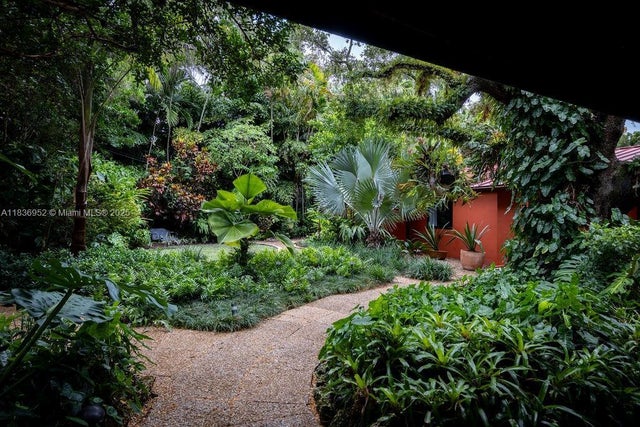 2 of 42 - 3570 Avocado Ave, Miami, FL