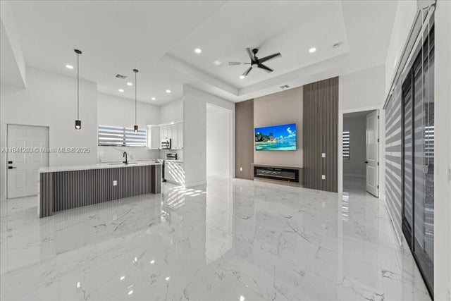 4 of 62 - 1425 Sw 11th Ct, Cape Coral, FL