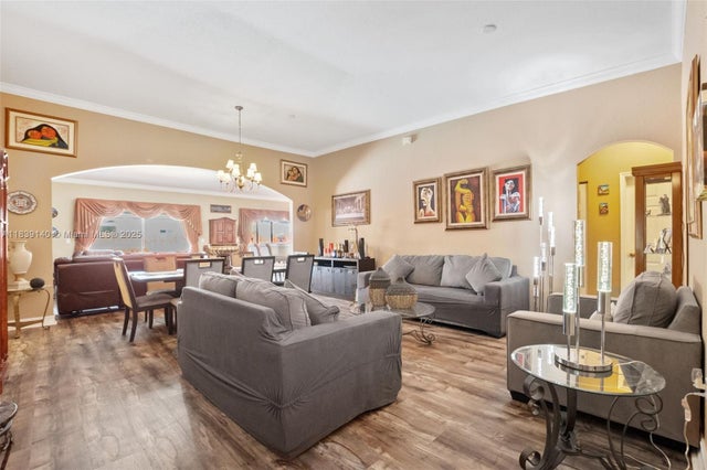4 of 23 - 14475 Sw 161st Pl, Miami, FL