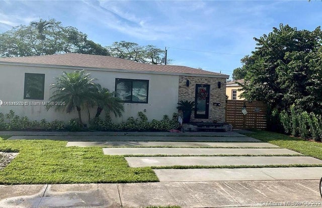 80 Carlisle Dr, Miami Springs