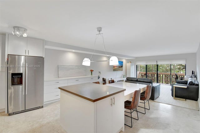 1 of 24 - 800 Ne 195th St 212, Miami, FL