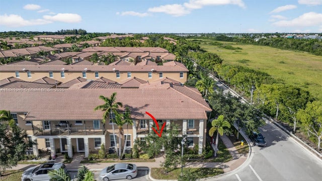 2 of 49 - 14615 Sw 14th St 14615, Pembroke Pines, FL