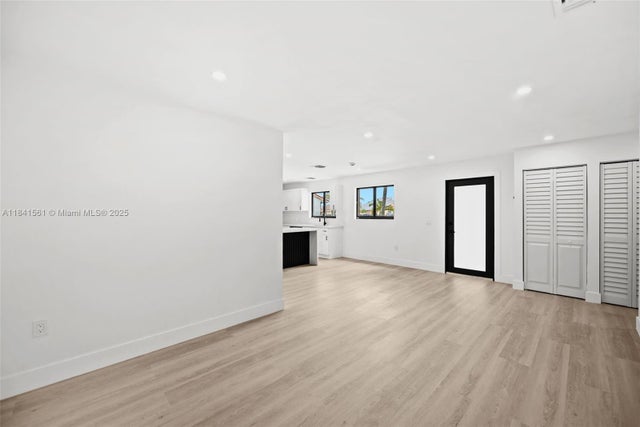 5 of 33 - 20956 Sw 123rd Ave, Miami, FL
