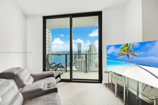 3 of 13 - 501 Ne 31st St 3607, Miami, FL