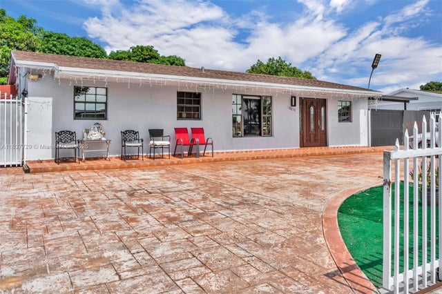 3 of 30 - 18810 Nw 51st Ave, Miami Gardens, FL