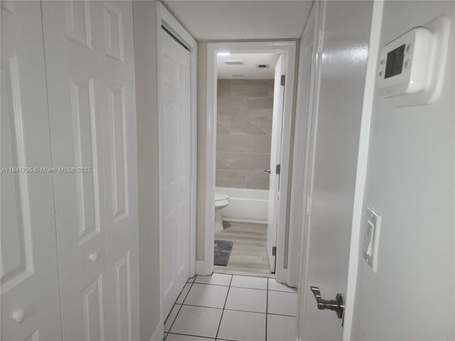 5 of 22 - 1900 Sabal Palm Dr 305, Davie, FL