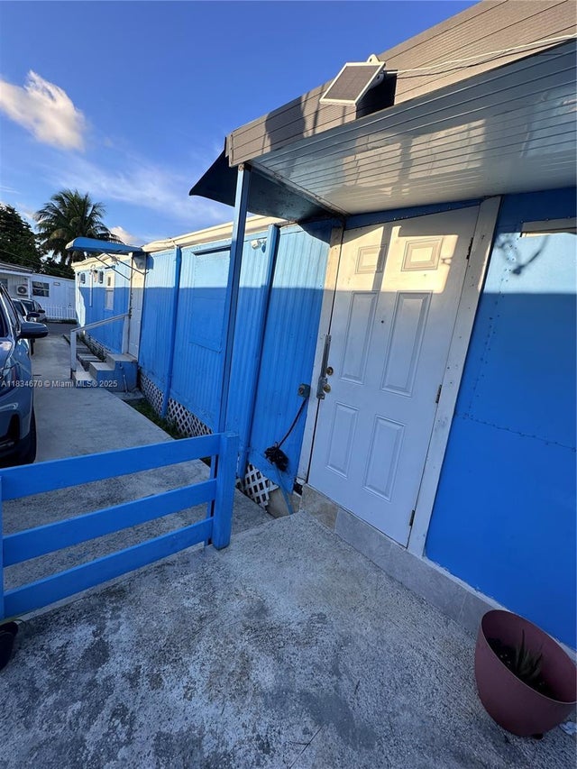 3 of 4 - 3520 Nw 79th St - F622, Miami, FL