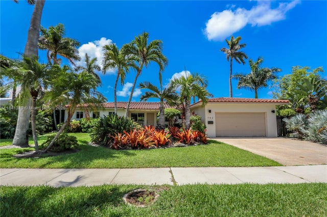 1 of 45 - 742 Harrison St, Hollywood, FL