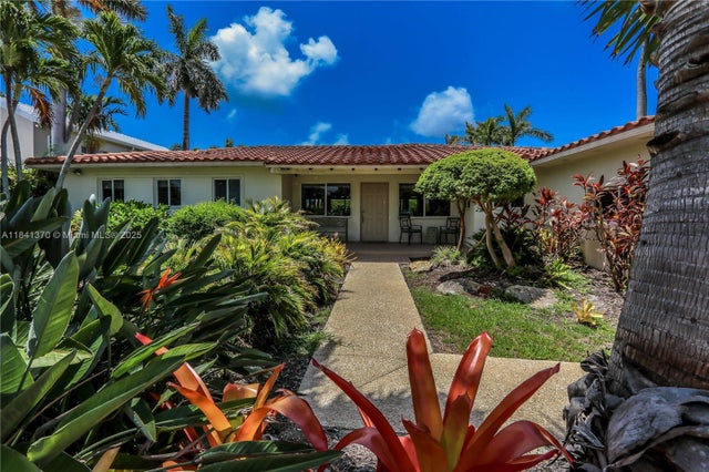 2 of 45 - 742 Harrison St, Hollywood, FL