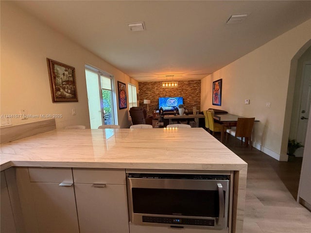 5 of 34 - 17012 Sw 91st Ter, Miami, FL