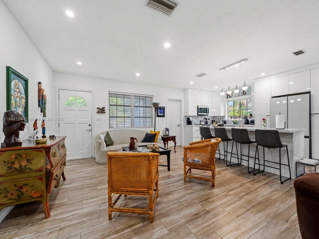 3 of 35 - 19711 Whispering Pines Rd, Cutler Bay, FL