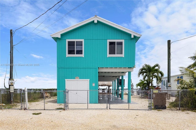 1 of 45 - 31 Avenue F, Key Largo, FL