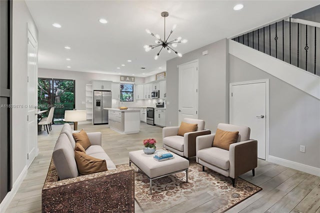 5 of 43 - 20946 Nw 1st St, Pembroke Pines, FL