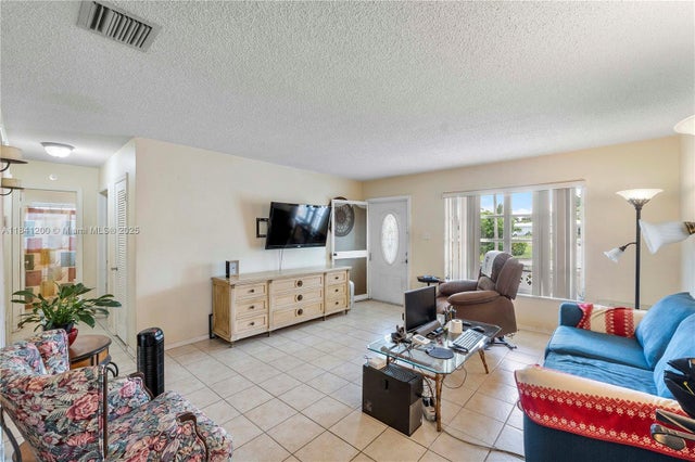 4 of 22 - 7104 Nw 71st Ave, Tamarac, FL