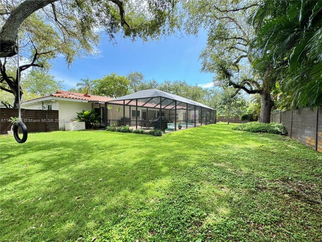 3 of 40 - 7450 Sw 165th Ter, Palmetto Bay, FL