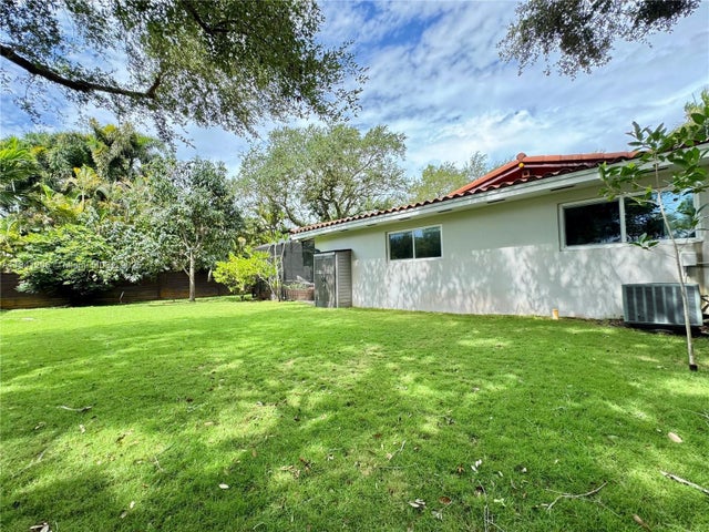 5 of 40 - 7450 Sw 165th Ter, Palmetto Bay, FL