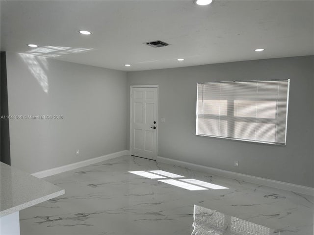 3 of 15 - 1130 Sw 47th Ave, Plantation, FL