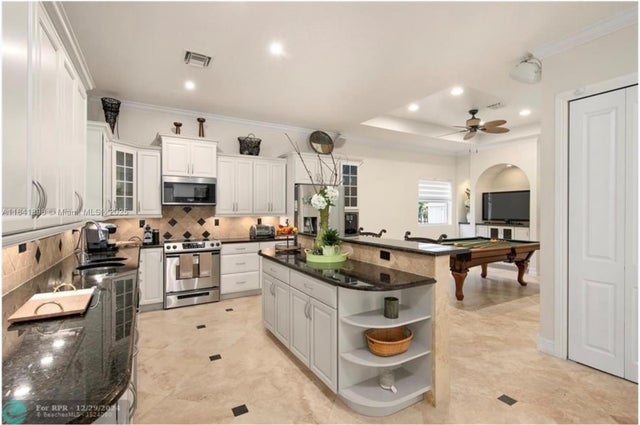 2 of 35 - 12251 Nw 5th St, Plantation, FL