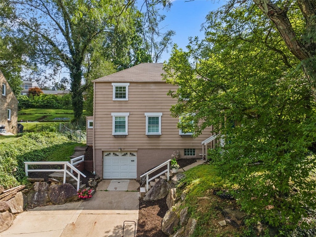 623 Kelso Road, Mt Lebanon